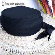 Peci Batik Jogokariyan Terbaru Motif Kopiah Hitam Polos Songkok Kain Batik Jogja Ekor Pendek