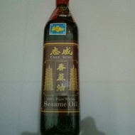 Minyak wijen Pagoda Chee Seng 750 ml
