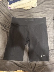 Nike 黑色單車褲