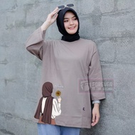 Atasan Wanita Muslimah Oversize Motif DTF Kaos Lengan Panjang 7/8 Cotton Combet 24s Warna Putih