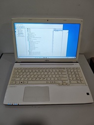 Fujitsu 手提電腦 15.6 inch windiws 10