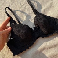 WACOAL Pauline Vogue Side Shape Bra Thin Foam Bra with Underwire Lightly lined Bra Non Pushup Seamle