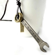D2098 Wrench Screwdriver Pendant Necklace Genuine Leather Rope Short Retro Metal Hardware Tools Draw