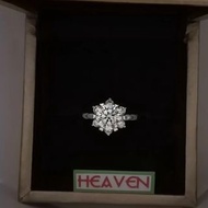 HEAVEN人造鑽石珠寶飾品：AU750 18K 白金 花蕾造型款式人造鑽石求婚訂婚戒指|heavendiamondlove.com