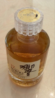 三得利響17年迷你威士忌
