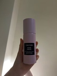 Tom ford rose prick body spary