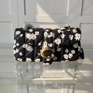 Coach Pillow Tabby 手袋 雛菊印花