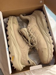 Hoka Kaha Low GTX跑步運動鞋 沙色