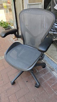 ( size B)Herman Miller Aeron Y背扶手椅 Herman Miller Aeron Chair(V3)