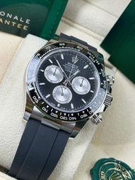 全新 Rolex Cosmograph Daytona | 40 mm | 白色黃金 | 亮黑色及不銹鋼色錶面 | 126519LN-0002