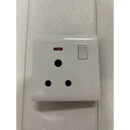 15A 3PIN SWITCH SOCKET ROUND 15A PLUG SOCKET BULAT SUIS PLUK