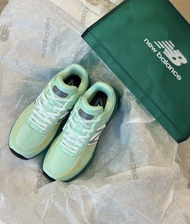 New Balance 990 V5 綠色 慢跑鞋