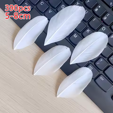 390pcs 5-8cm Small Feathers For Crafts Plumas Goose Trim Bulk White Carnival Decoration Wedding Drea