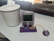紫色電子計算機連滑鼠