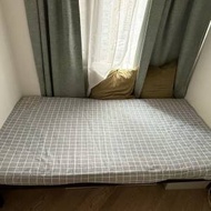 單人鐵藝床架，連床板+床褥，可拆卸，可...