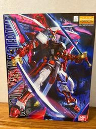 全新 BANDAI GUNDAM SEED MG 1/100 ASTRAY RED FRAME 紅色異端鋼彈