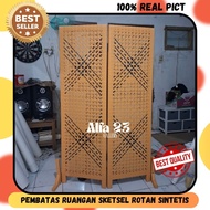 Synthetic rattan screen room divider