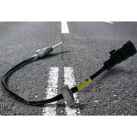 Brand New 392204A710 39220-4A710 39220 4A710 Oxygen Exhaust Temperature Sensor for Hyundai Starex H1