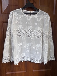 正韓J.dress 刺繡鏤空上衣