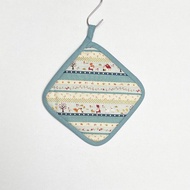 可愛小女孩隔熱墊