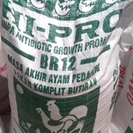 Pakan ayam BR 12