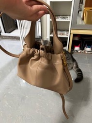 Charles & Keith 袋