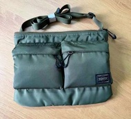 💜PORTER 日本吉田  尼龍 通勤 公文郵差包 單肩包  斜跨包  Nylon Commuting Official Messenger Bag Shoulder Bag Crossbody Ba