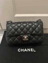 Chanel cf20 Classic Flap 20 cm mini flap black phw lambskin Chanel 大mini  黑色