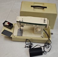 Singer 縫紉機 263 Pressomatic