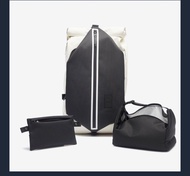 Decathlon 迪卡儂 27L 都會步行背包