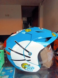 HELM SEMI CROSS/HELM TAKIRA MOTIF DORAEMON/HELM HELLO KITY + FREE JAS HUJAN REVIL