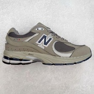 New Balance 2002R ML2002RA