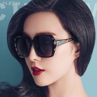 ✸✣☈Bintang 2021 dengan gaya yang sama cermin mata hitam cermin mata hitam baru bingkai besar wanita muka bulat cermin ma