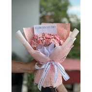 Bouquet of wool forget-me-nots as a gift