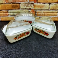 Vintage Pyrex England Ingrid Triangular Dish with Glass Lid (Set of 3)