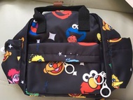 全新芝麻街多功能兩用包（可斜咩，可小背包）