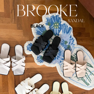 BROOKE SANDAL รองเท้าแตะหน้าสาน หนังpuพื้นขนมปังนุ่มนิ่ม