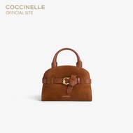 COCCINELLE กระเป๋าถือผู้หญิง รุ่น SABINE HANDBAG 180301 สี COGNAC/COGNAC