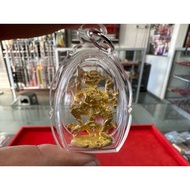 2554 Lp Key Wat Seelamyong Phra Hanuman Ner Kalai Thong 龙婆基，大模八手哈奴曼（镀金色）