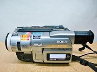 @【小劉二手家電】 很新少用的SONY Digital 8攝影機,DCR-TRV110型,可錄/放/充電,附全新電池49