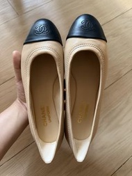 Chanel 經典款 雙色平底鞋