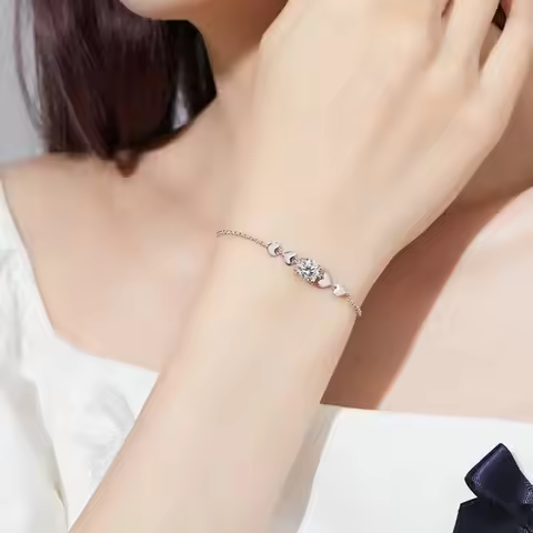 Women PT950 Platinum Bull Head Heart To Heart Bracelet, 1 Carat Moissanite Fashion Bracelet With Bul