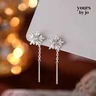 Yours by Jo S925 Sterling Silver Winter Snowflake Threader Earrings