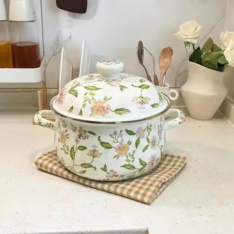 20cm/22cm/24cm Enamel Saucepan Kitchenware Cookware Thickened Double Ears with Lid Household 2.8L/3.