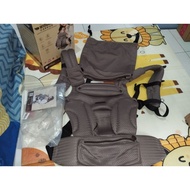 Preloved Cuddle Me Wing Me - Taupe