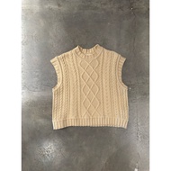 Preowned ET CETERA Beige Knit Vest