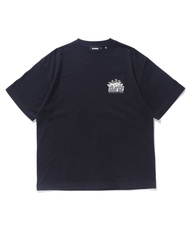 เสื้อยืดแขนสั้น XLARGE รุ่น NIGHTLIFE STREET S/S TEE