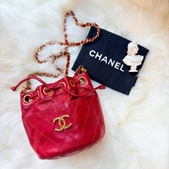 【日本中古】86-88年 罕有中古CHANEL 紅色小水桶包 原裝小皮包附