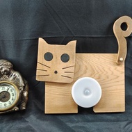 台檜懷舊木料感應燈之可愛貓
