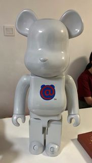 Bearbrick 1000% @ bearbrick